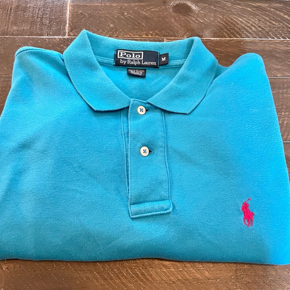 Men’s blue polo